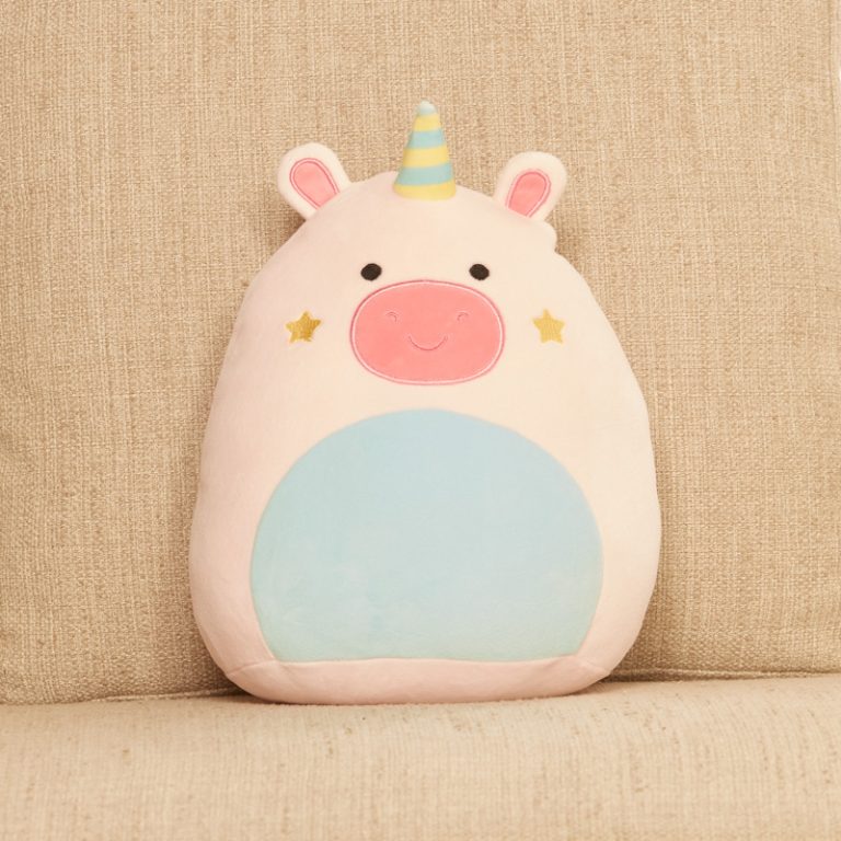 19012_TURMINHA_PILLOW_SOFT_UNICÓRNIO_02_ambientada