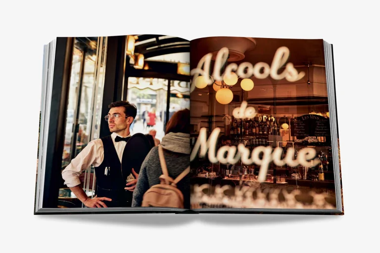Paris-Chic-Spread_02